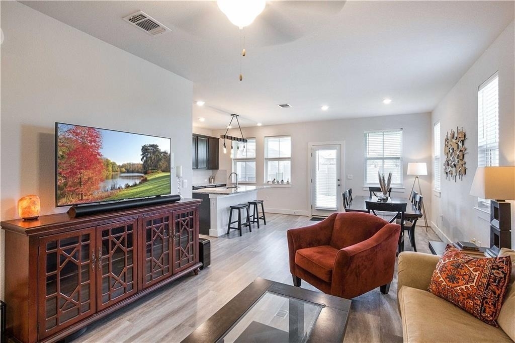 7500 Burnham Pl - Photo 3