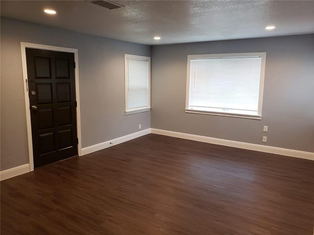 18901 Hog Eye Rd - Photo 2