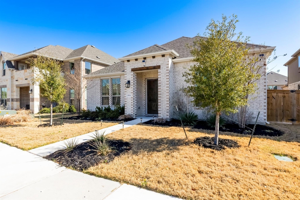 2824 Stone Branch Dr - Photo 1