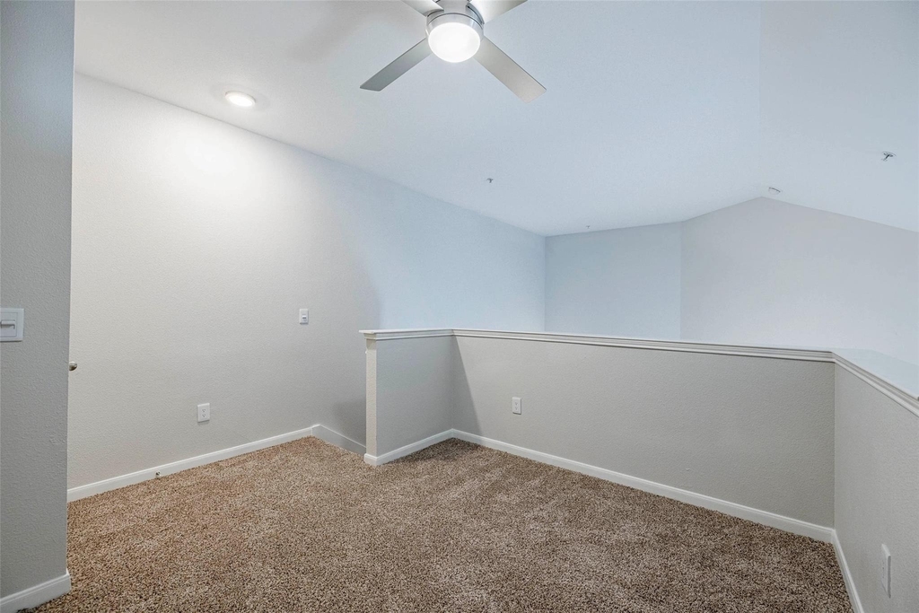 12215 Hunters Chase Dr - Photo 4