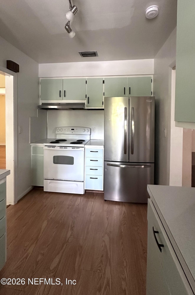 2836 Ionic Avenue - Photo 7