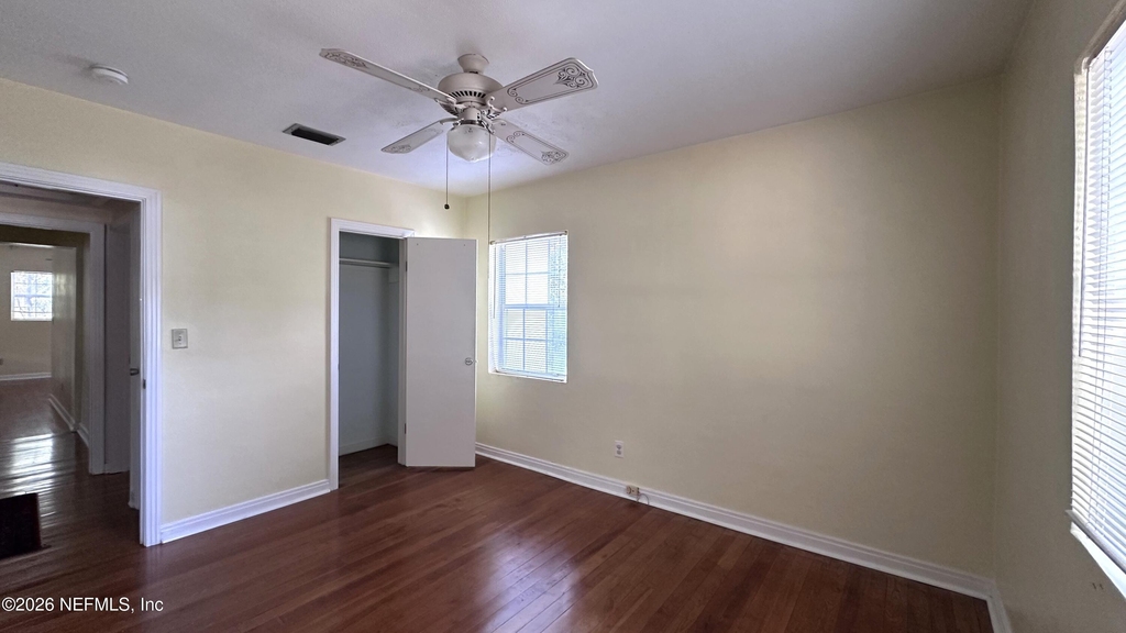 2836 Ionic Avenue - Photo 14
