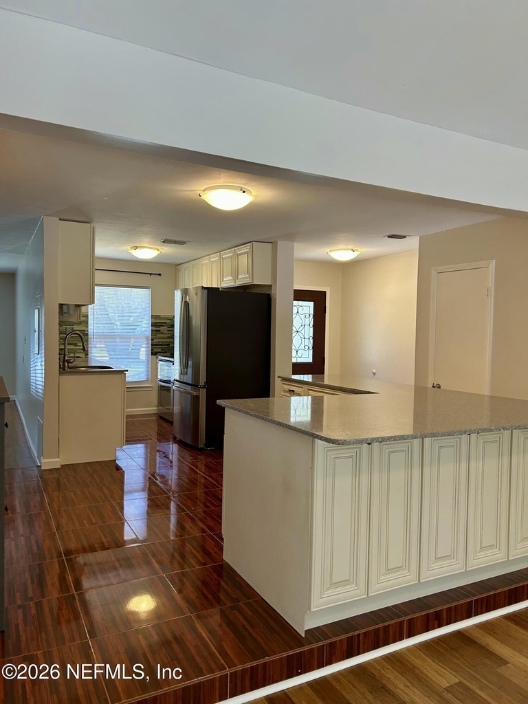 10515 Anchorage Cove Lane - Photo 5