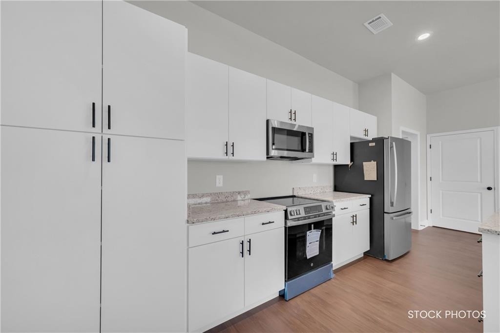 1038 Homestead Way Street - Photo 10