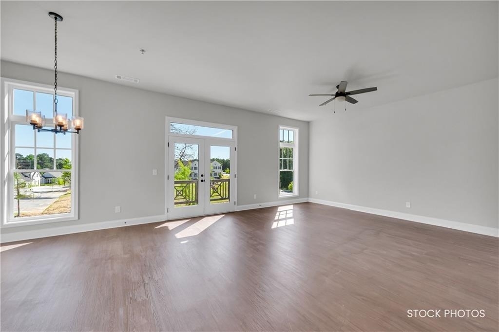 1038 Homestead Way Street - Photo 4