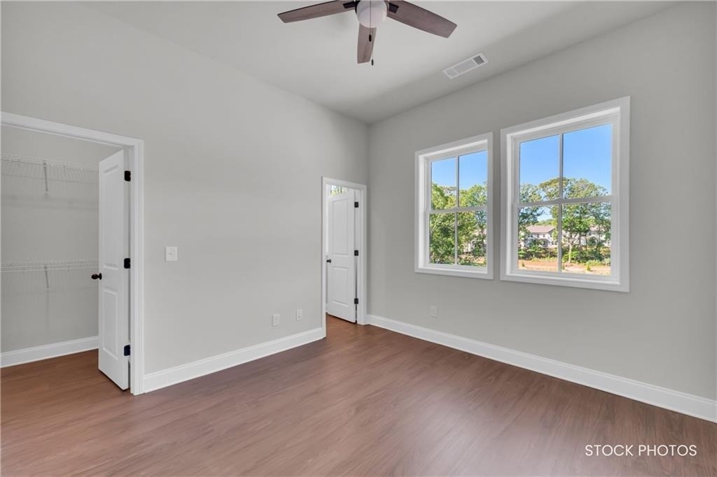 1038 Homestead Way Street - Photo 15