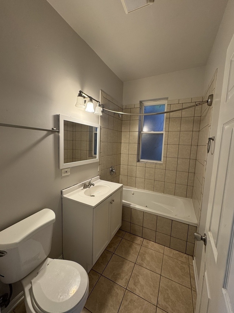 6130 S Rhodes Street - Photo 7