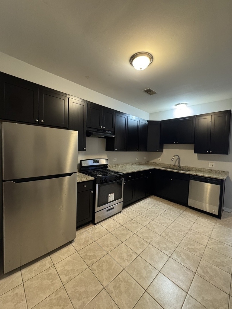 6130 S Rhodes Street - Photo 8
