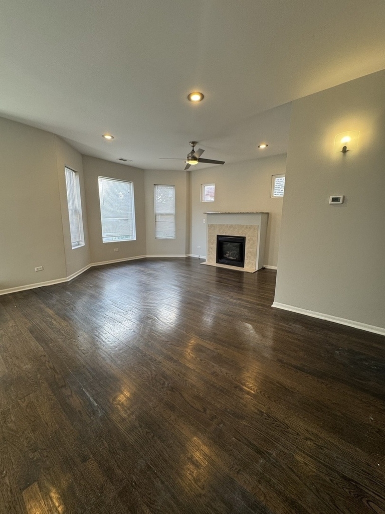 6130 S Rhodes Street - Photo 1