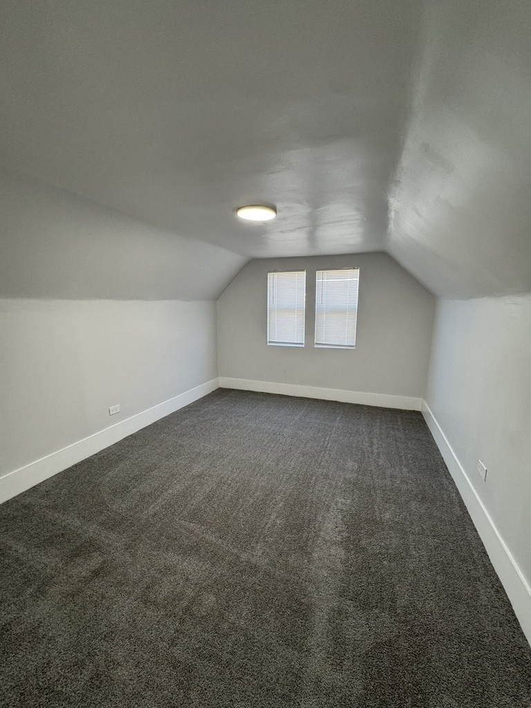 11578 S Perry Avenue - Photo 7