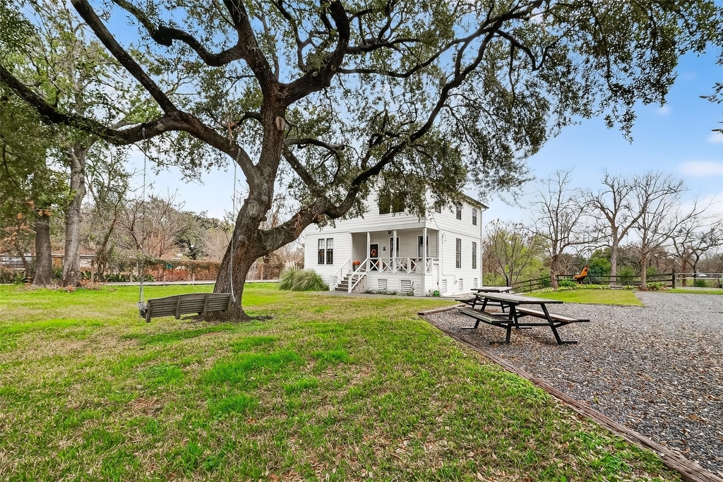 1808 Tabor Street - Photo 2