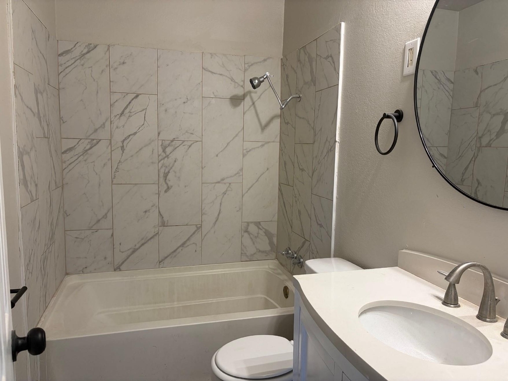 5406 Lyndhurst Drive - Photo 15