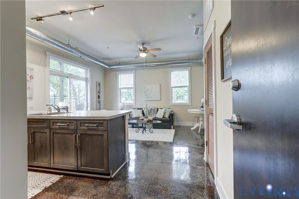 1020 Porter Street - Photo 5