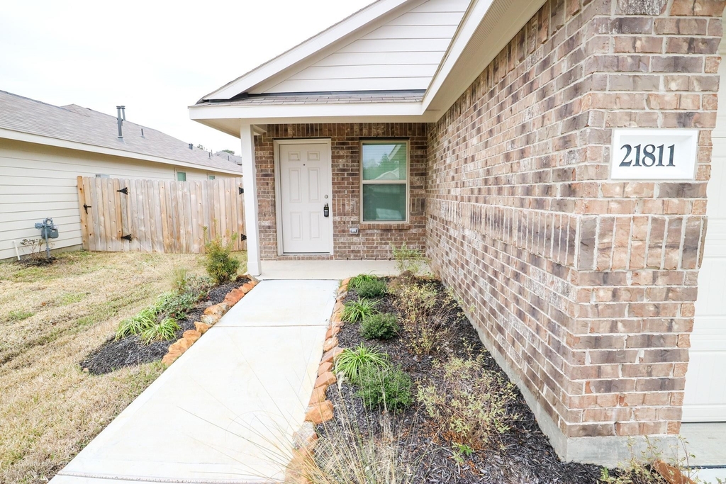 21811 Hickory Springs Court - Photo 1