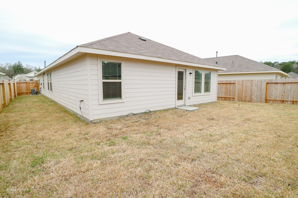 21811 Hickory Springs Court - Photo 24