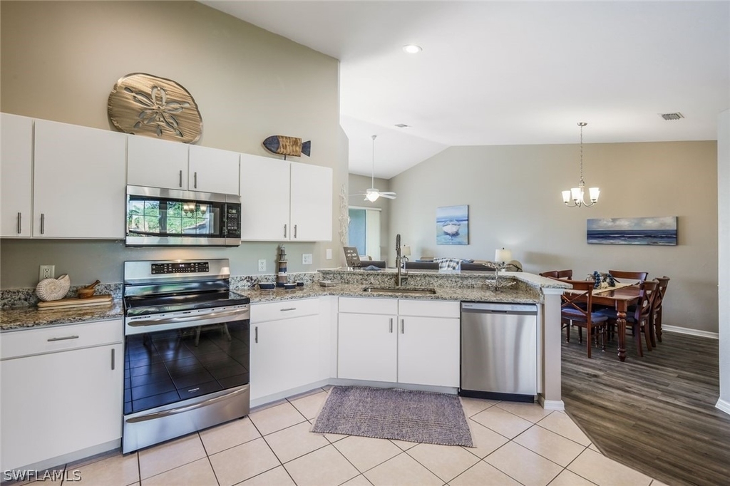 23601 Sandycreek Terrace - Photo 16