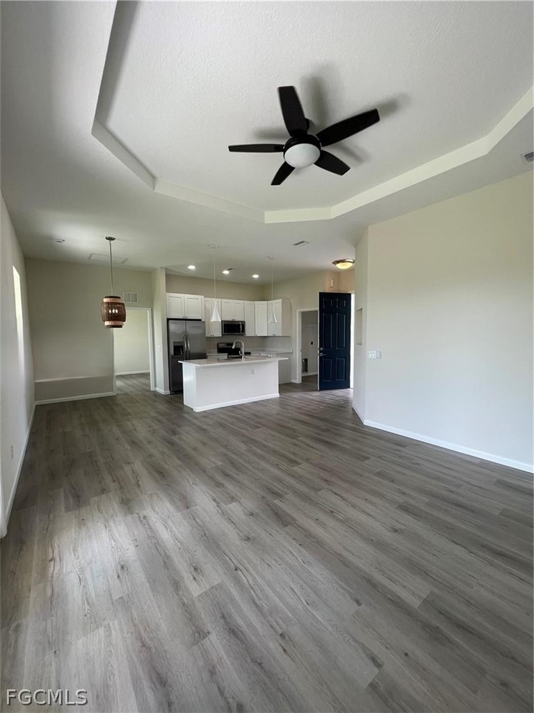 1088 Saturn Court - Photo 3