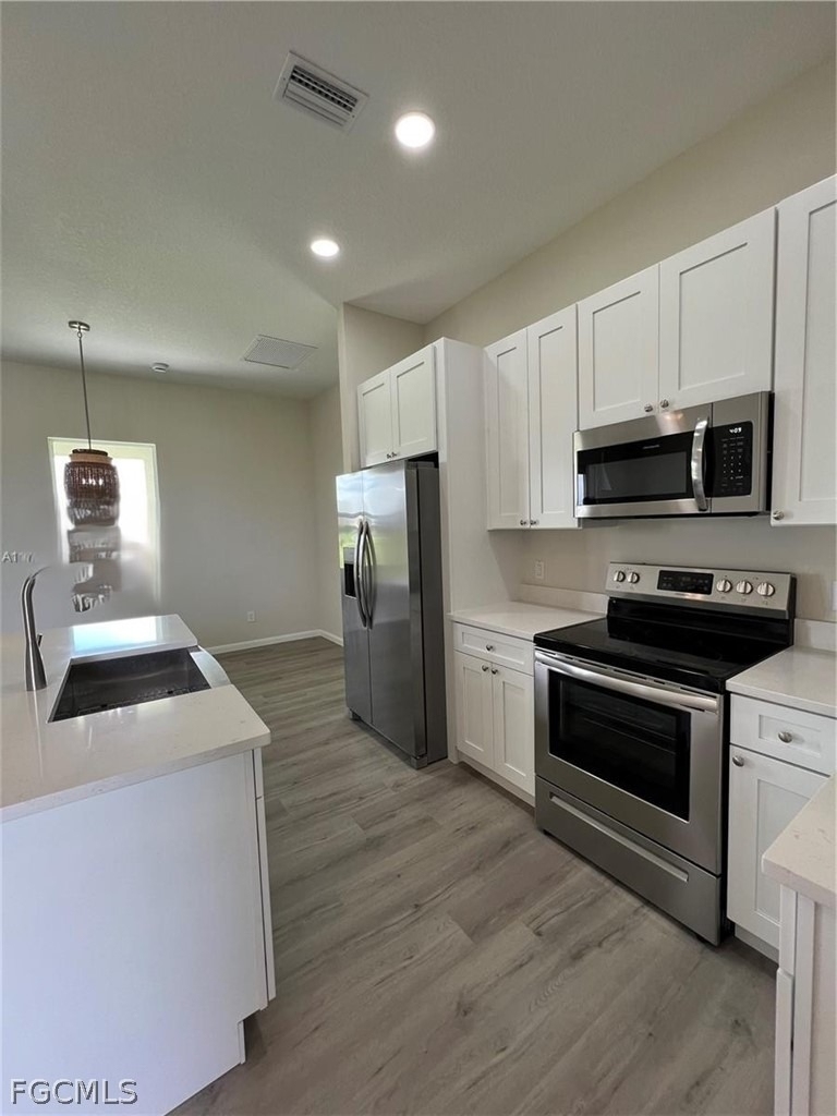 1088 Saturn Court - Photo 1