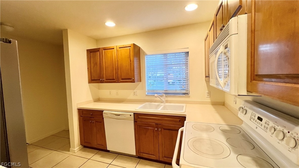 9440 Ivy Brook Run - Photo 3
