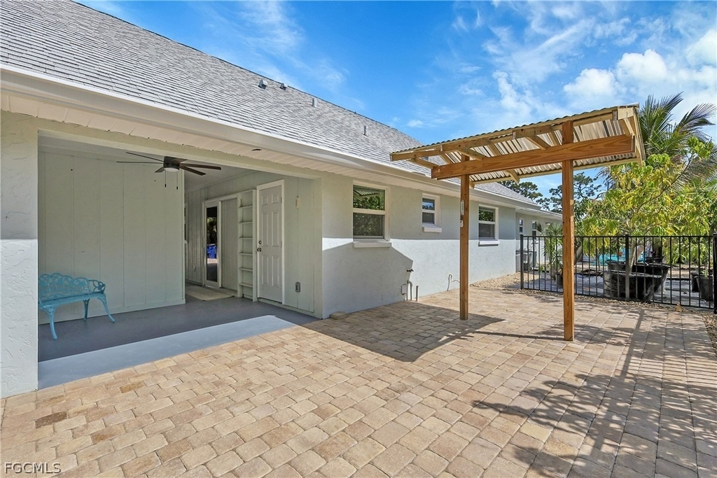 958 Indiana Avenue - Photo 19