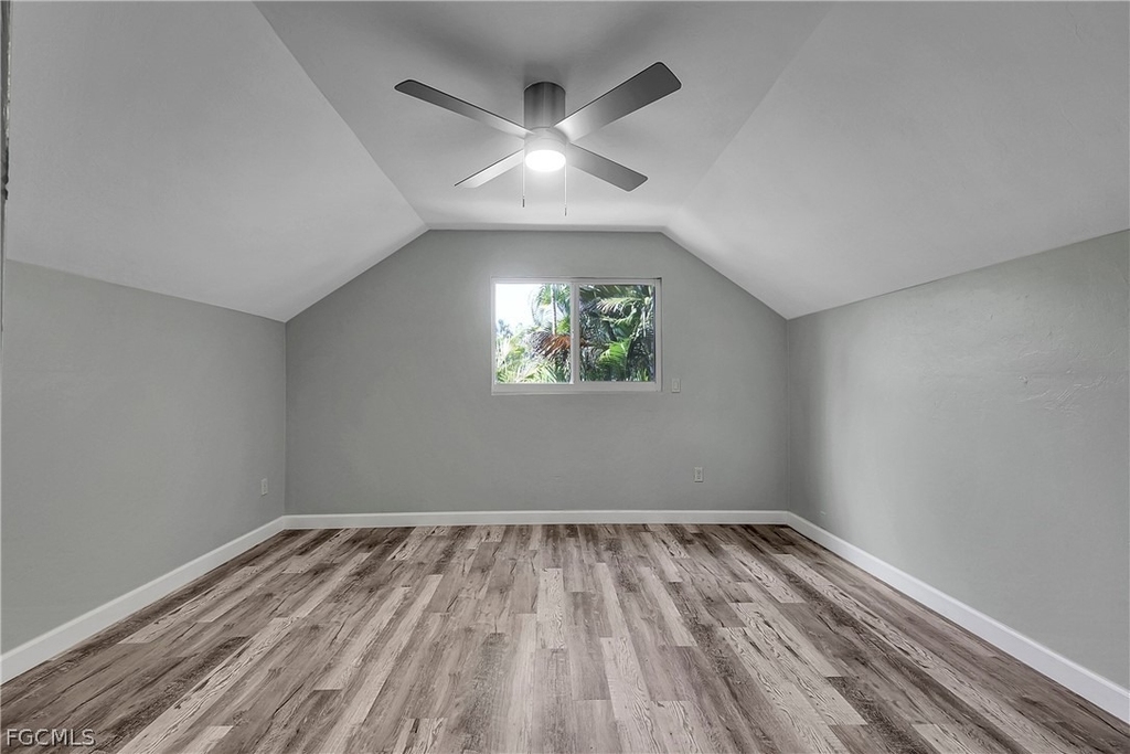 958 Indiana Avenue - Photo 16
