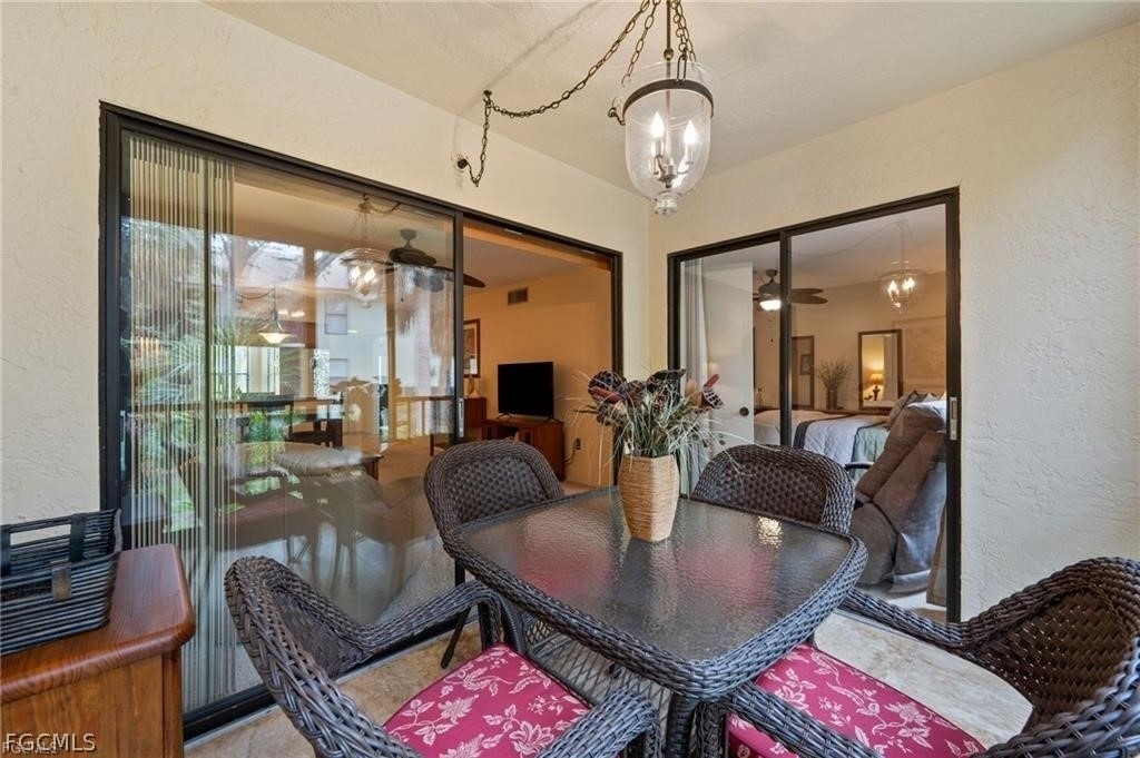 15075 Parkside Drive - Photo 6