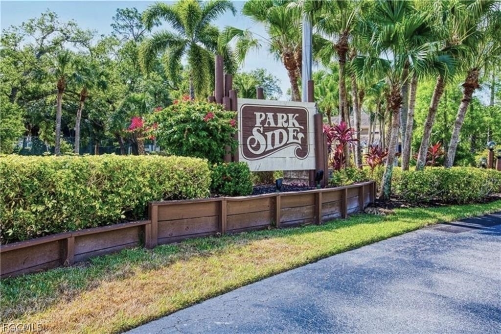15075 Parkside Drive - Photo 2