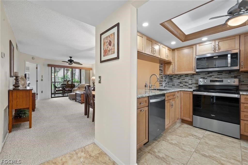 15075 Parkside Drive - Photo 24