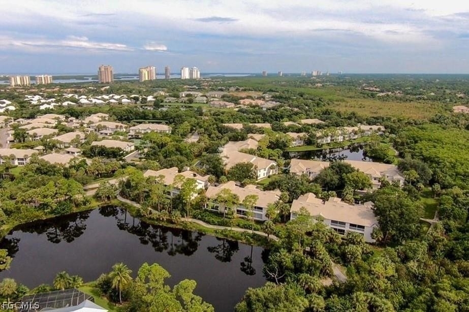 27080 Lake Harbor Court - Photo 32