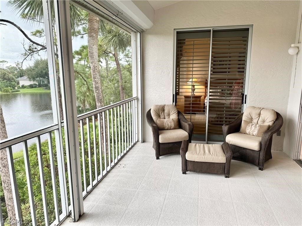 27080 Lake Harbor Court - Photo 14