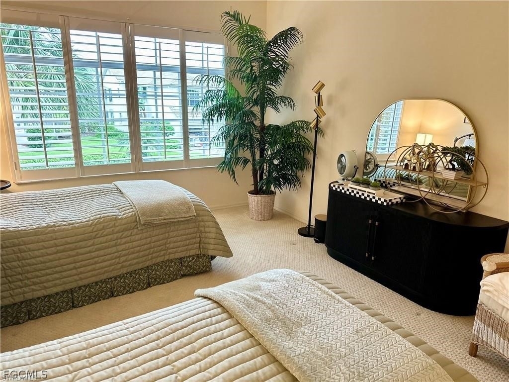 27080 Lake Harbor Court - Photo 18