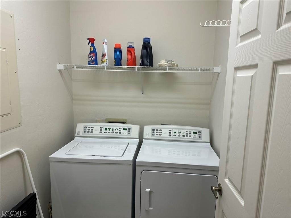 27080 Lake Harbor Court - Photo 21