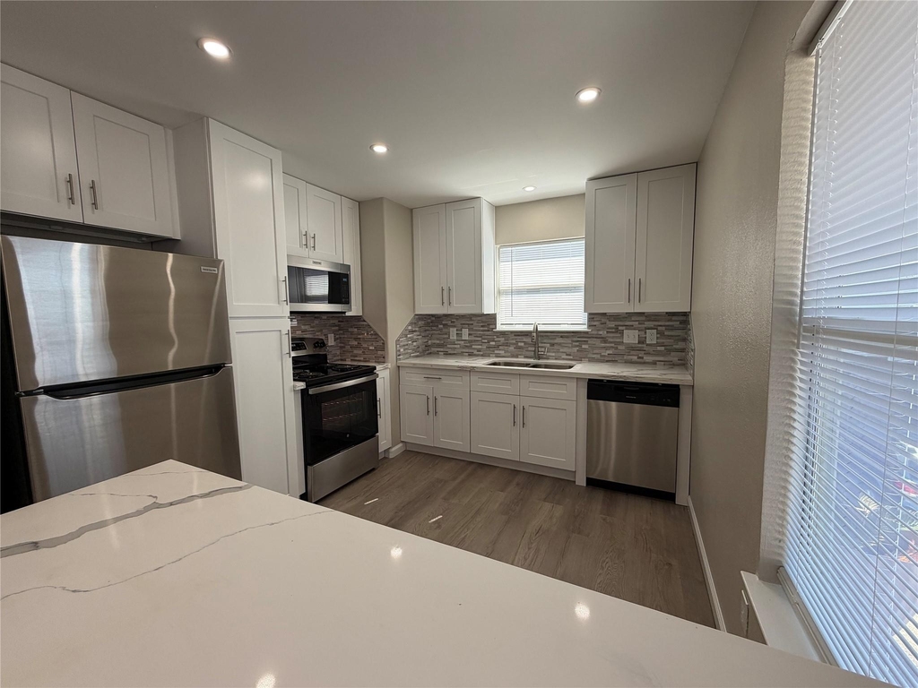 3113 Arbor Street - Photo 3