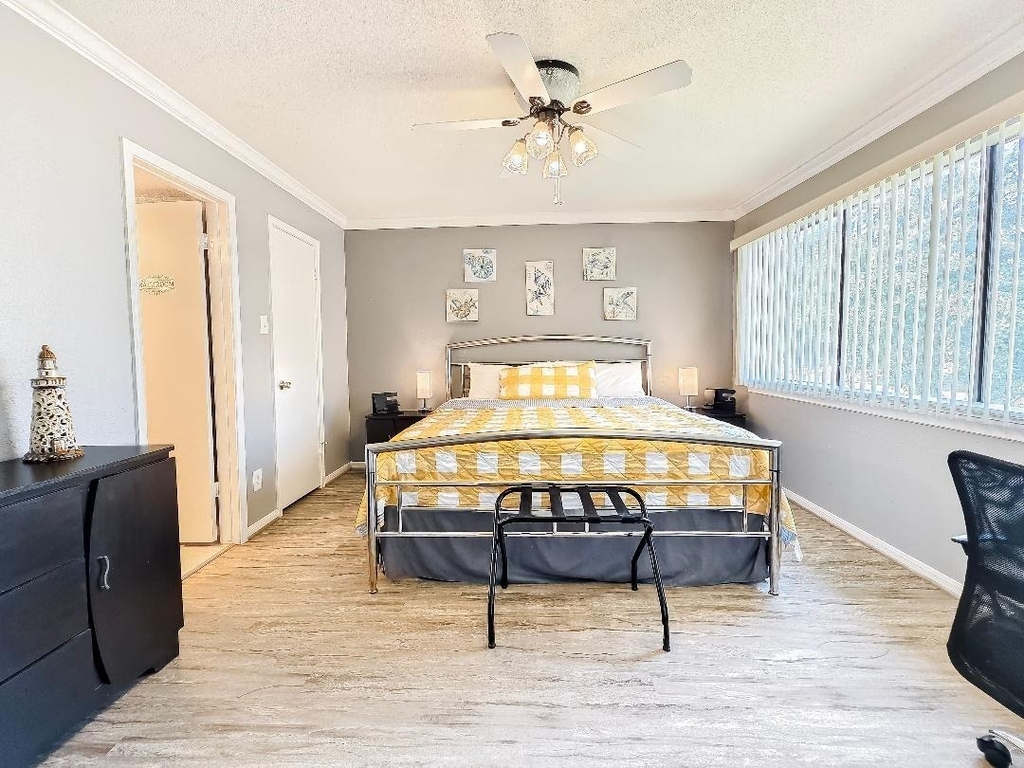 12100 Melville Dr - Photo 9