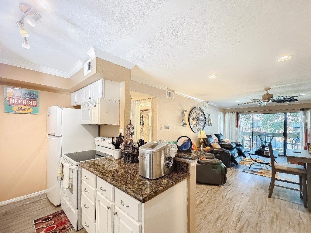 12100 Melville Dr - Photo 12