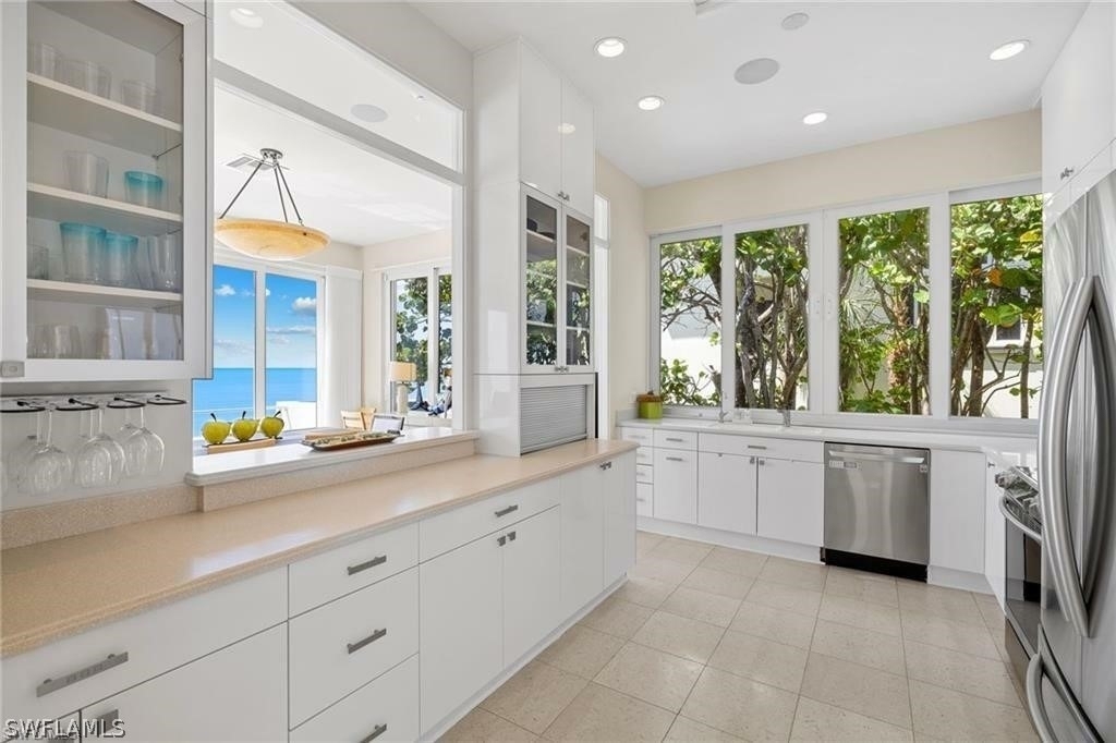 3860 Gordon Drive - Photo 19