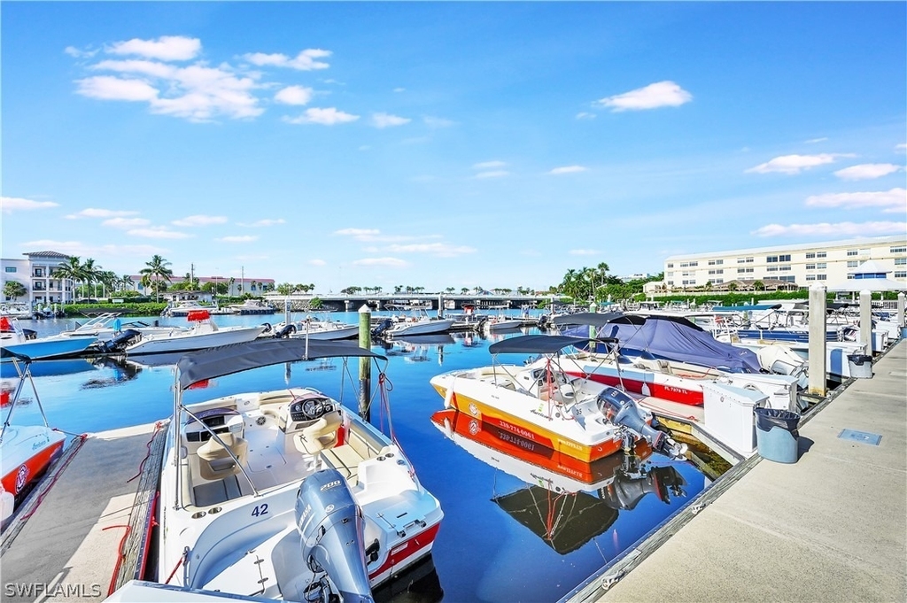 410 Bayfront Place - Photo 17