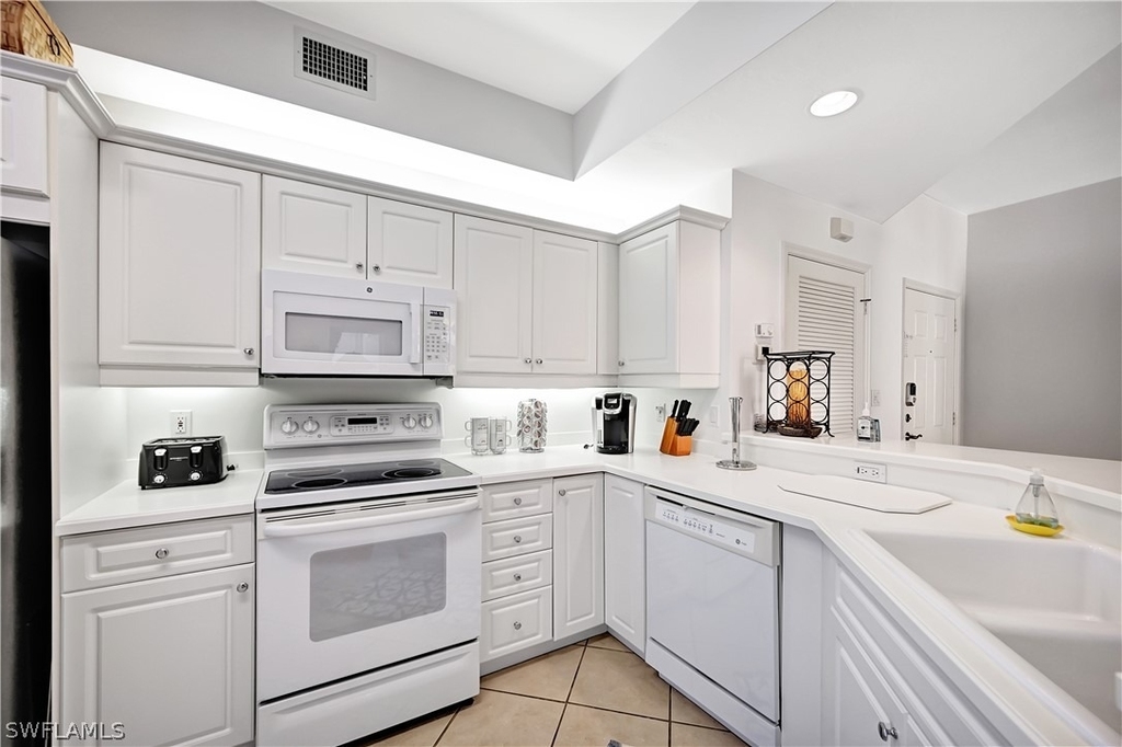 410 Bayfront Place - Photo 7