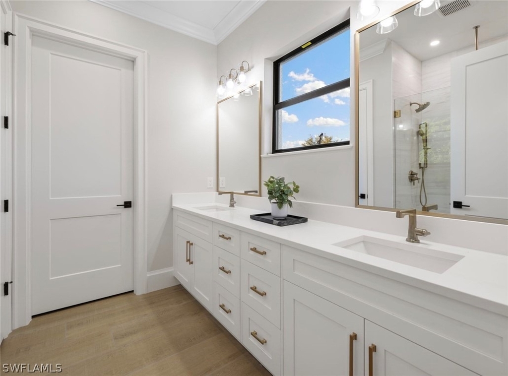2721 Van Buren Avenue - Photo 11