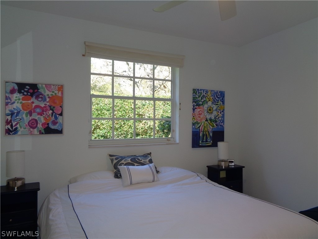 515 Laguna Royale Boulevard - Photo 18
