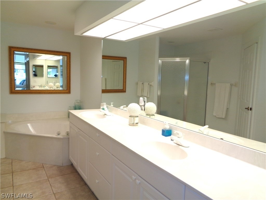 515 Laguna Royale Boulevard - Photo 20