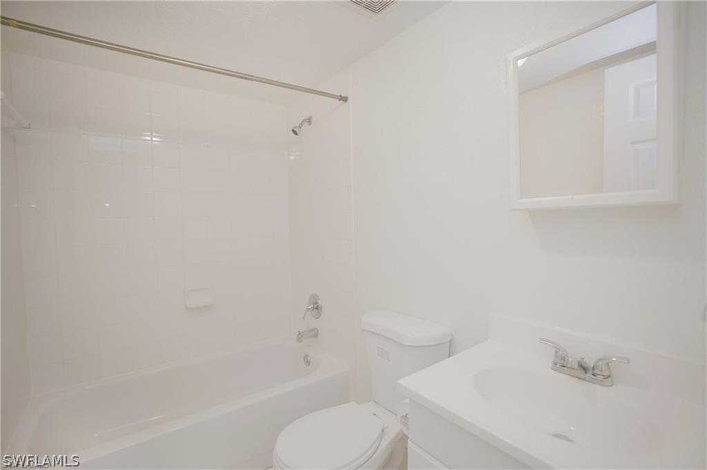 4635 Bayshore Drive - Photo 4