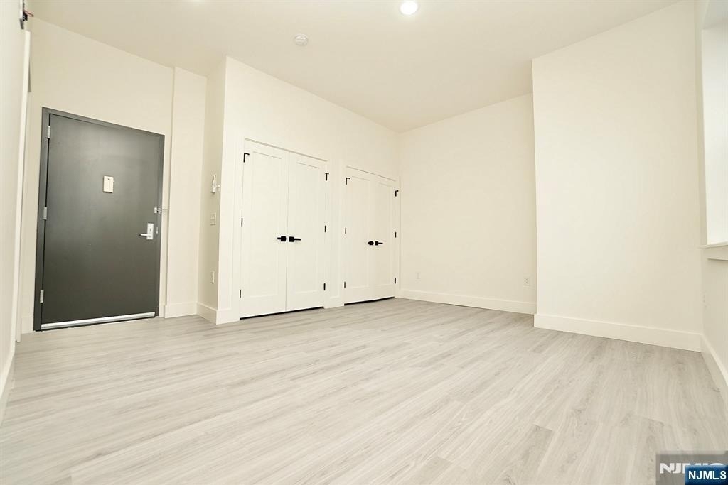 536-540 Central - Photo 8