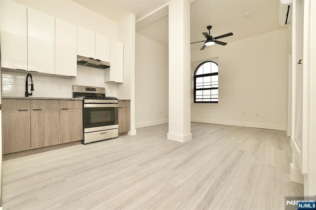 536-540 Central - Photo 6