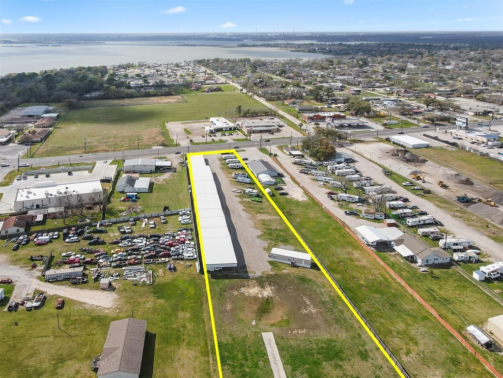 621 S Main Street - Photo 1