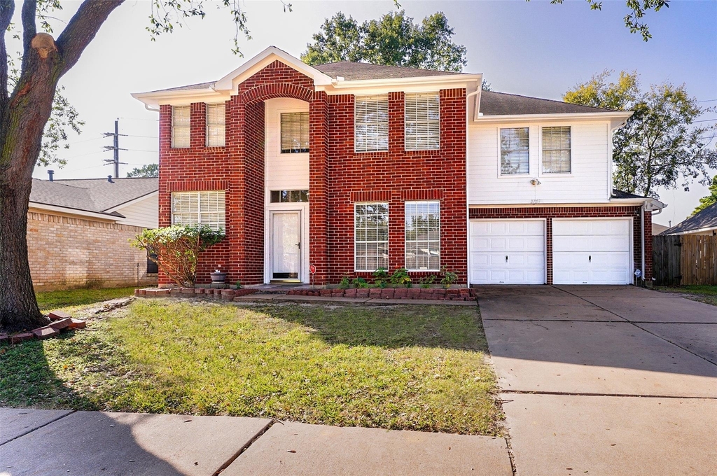 2103 Charlton House Lane - Photo 0