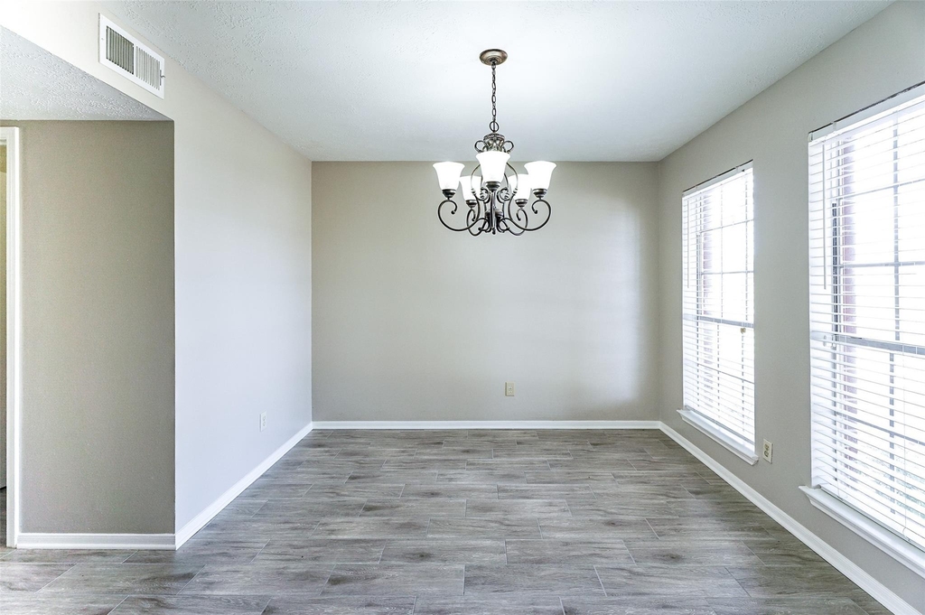 2103 Charlton House Lane - Photo 2