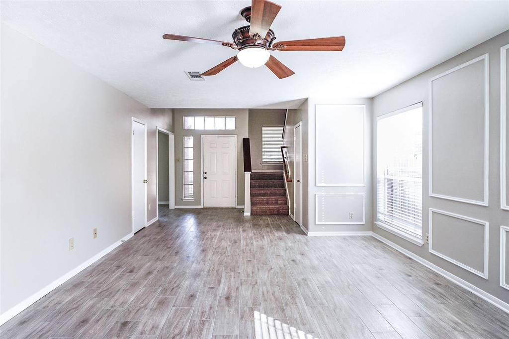 2103 Charlton House Lane - Photo 4
