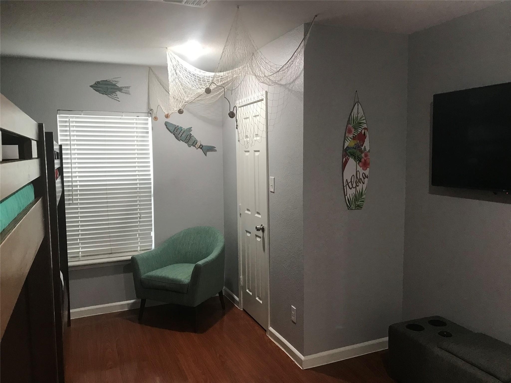 2319 56th Street - Photo 10