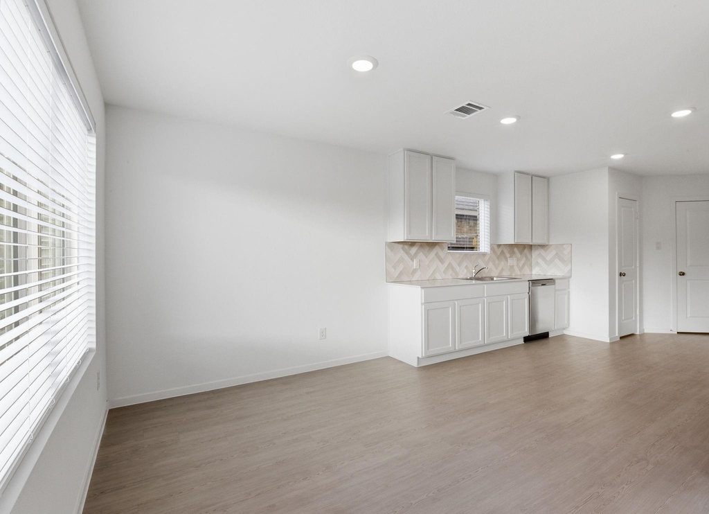 6323 Geyser Starish Drive - Photo 15